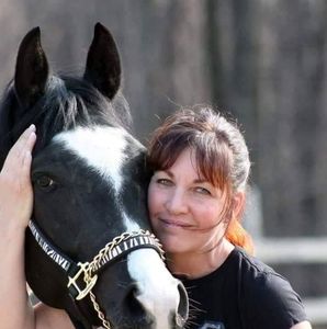 Meet your Posher, Michele